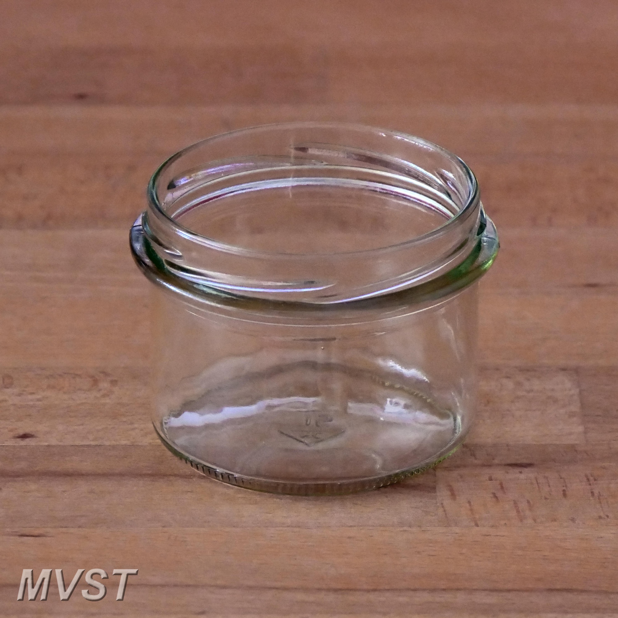 Glas TO 82mm 235ml zylindrisch (MR) 40 Stück Schraubglas Glas TO 82mm 235ml zylindrisch (MR) 40 Stück Schraubglas